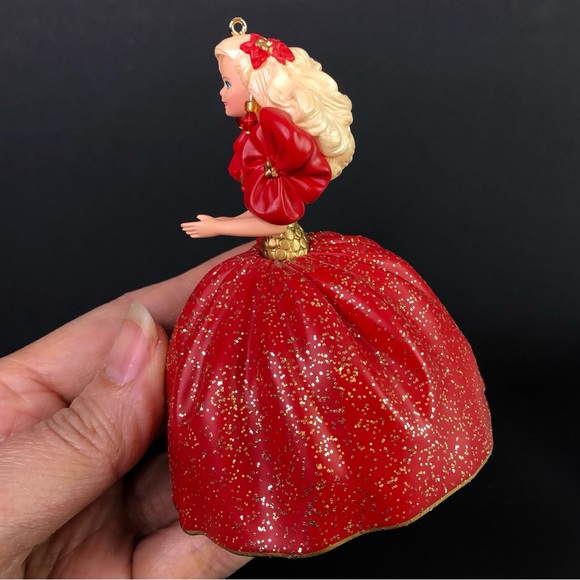 NOB HALLMARK Vintage 1993 Holiday Barbie Christmas Ornament Keepsake Red Dress - Picture 4 of 6